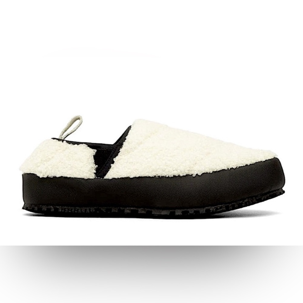 P448 Lady Faux Fur Platform Slip on size 6